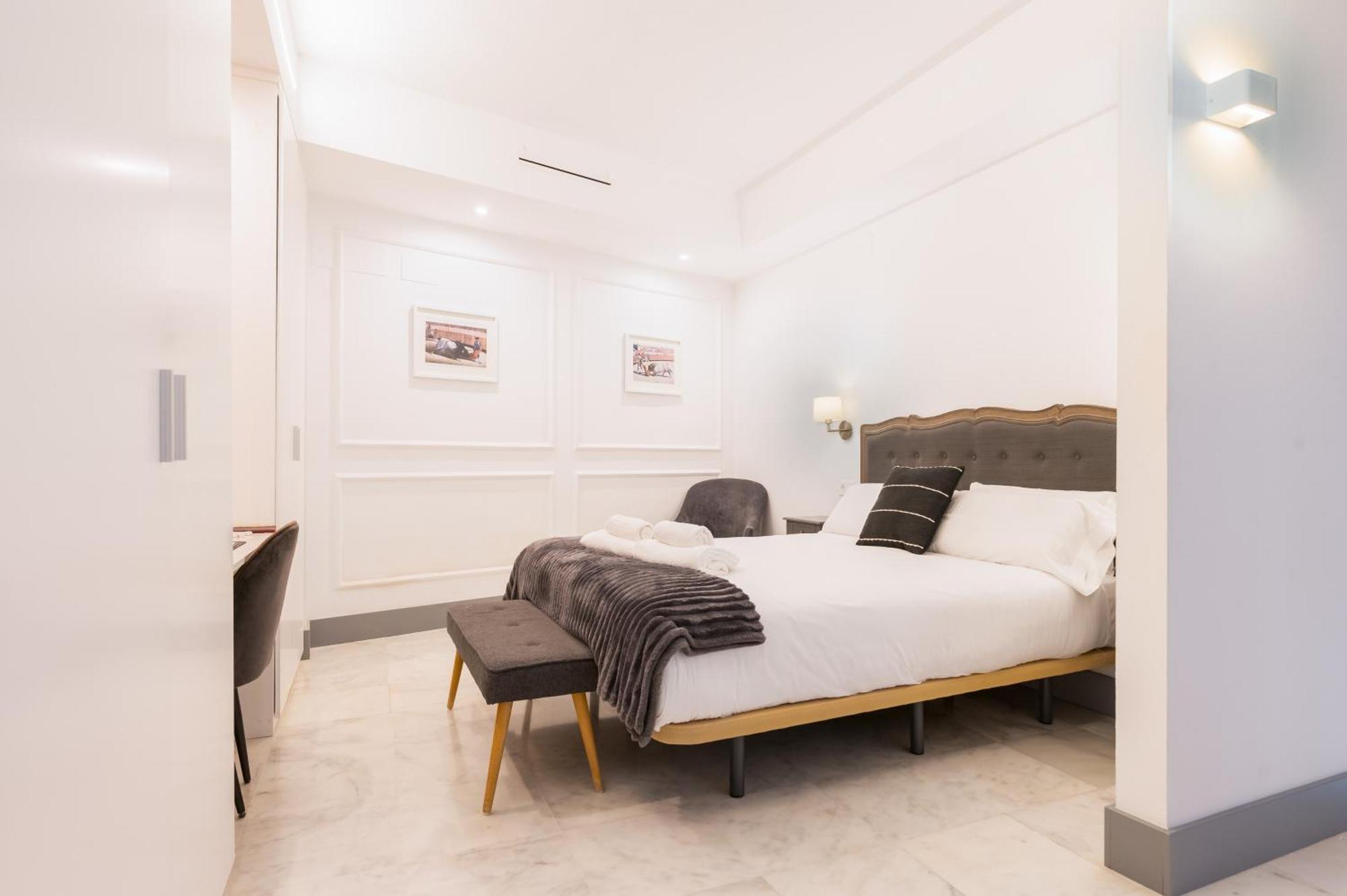 Panther Home Francos Sevilla Bagian luar foto